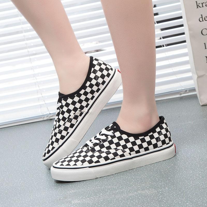 Women Checkered Flat Casual Canvas Sneakers